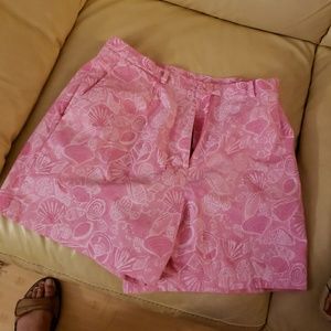Lilly Pulitzer size 8p pink seashell shorts